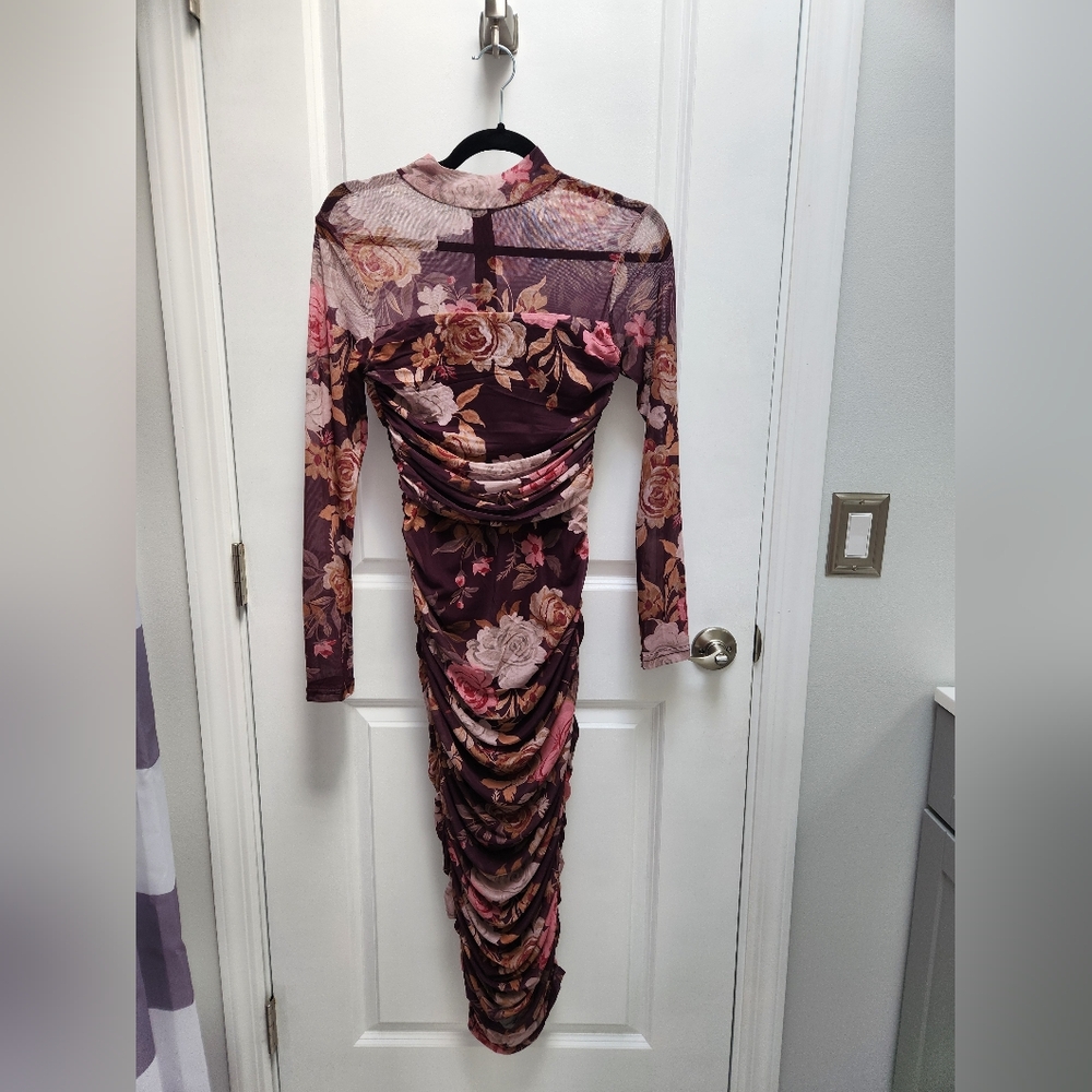 Lulu's Floral Ruched Midi Dress